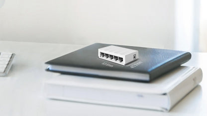 Switch Escritorio Ls1005 Tp-link 5 Puertos 10/100 Mbps