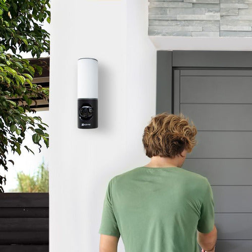 Cámara Lampara Seguridad Exterior Ip Lc3 Wifi 4mp Ezviz Blanco